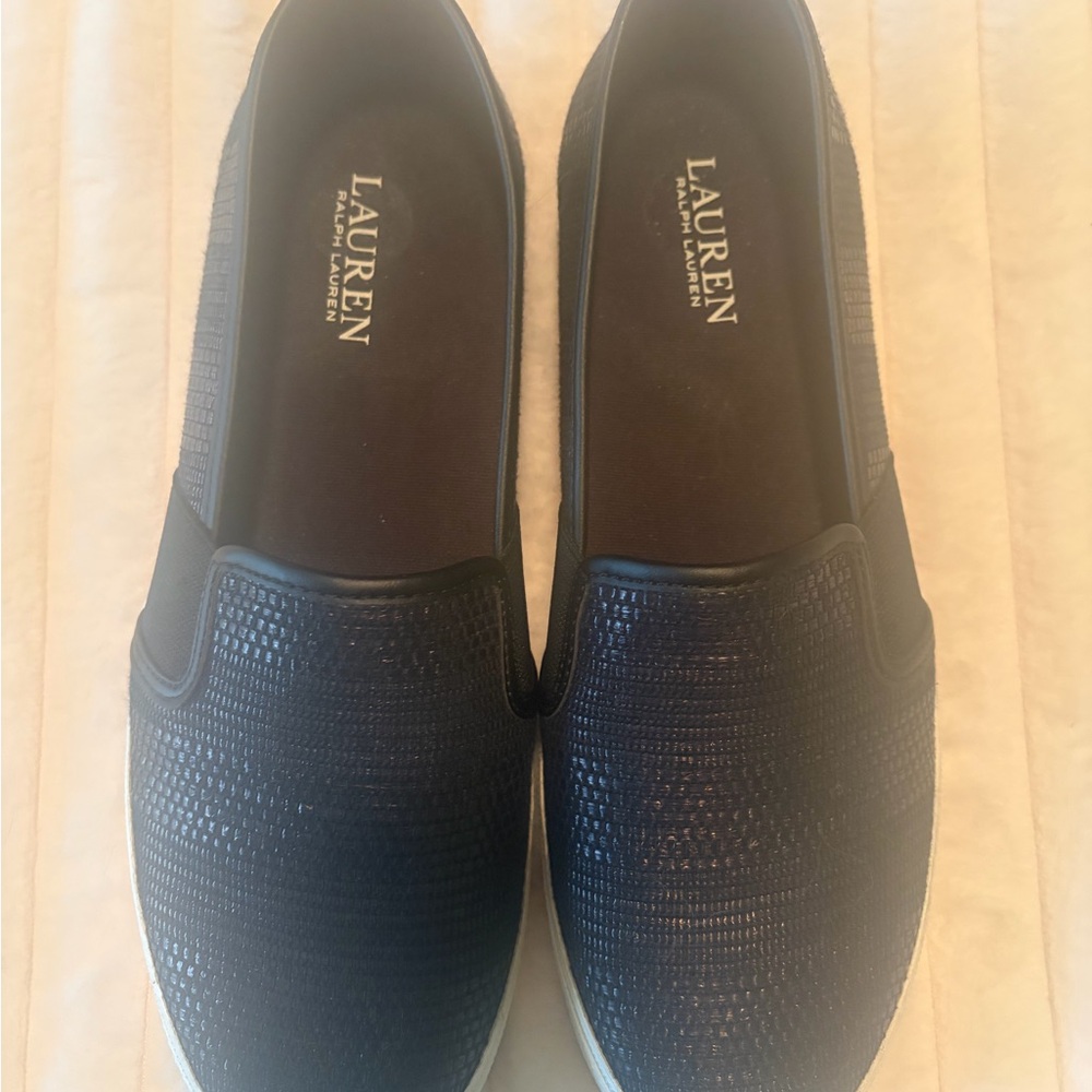 Lauren Ralph Lauren Women's Black Slip-On Textured Loafers. New Without tags